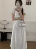 Vestido Estilo Francés con Cuello Cuadrado y Mangas Cortas, Diseño de Verano 2026, Estilo Nuevo de Nicho, Elegante y Adelgazante, Vestido Largo que Ceñe la Cintura
