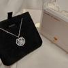 Collar de Seguridad con Cierre de Seguridad de Calcedonia Blanca Nueva 2025 para Mujer, Versátil, Lujo Ligero, Cadena de Clavícula de Moda de Alta Gama, Venta al por Mayor de Nicho