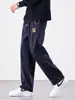 Roupa Masculina Fengshe / Nova Coleção Primavera e Outono 2026 Estilo Americano Novo Caimento Solto Veludo Boa Bordado com Logo Chinês Calça Casual Masculina de Barra Reta