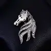 Broche de Cabeza de Caballo del Zodiaco Retro para Mujer, Broche de Moda Nicho de Alta Gama, Accesorios de Pines de Animal para Traje de Alta Gama, Venta al por Mayor