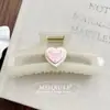 Presilha de Cabelo Quadrada Fashion Versátil Rosa e Branca com Letras de Coração Coreana Presilha de Tubarão Acessório de Cabelo Atacado para Mulheres