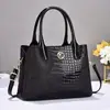 Bolsa feminina 2025 nova bolsa moda feminina estilo cool atmosfera moda bolsa feminina de ombro bolsa de mão uma geração de cabelo