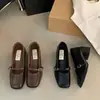Sapatos femininos de festa, salto grosso, estilo Mary Jane, bico quadrado, abertura rasa, novo design retrô francês 2024, adequados para primavera e outono
