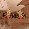 Pendientes de Abeja Europeos y Americanos de Acero Inoxidable Transfronterizos para Mujer, Color Dorado, Pendientes de Goteo de Aceite Creativos de Moda de Alta Gama, Venta al por Mayor de Joyería