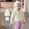 Roupas Infantis Zhele Casaco de Inverno para Meninas Estiloso Pele de Visão Top com Capuz Infantil Roupas para Bebê Menina Classe A