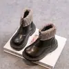 Botas de Algodón Gruesas, Elegantes y con Felpa para Niñas 2026 Otoño/Invierno Botas de Algodón Botas de Cuero para Niñas Botines de Suela Suave Niños Medianos y Grandes Botas Martin