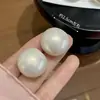 Pendientes Edición Limitada de Año Nuevo, Pendientes de Perla Rojo Cereza Manchados de Vino para Mujer, Lujo Ligero, Gama Alta, Únicos, Hermosos y Deslumbrantes