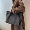 Bolsa Tote de Nylon de Color Sólido Simple y Repelente al Agua de Gran Capacidad Bolso de Hombro Nuevo 2026 con Estampado de Letras