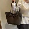 Bolso retro versátil esmerilado para mujer, nueva moda otoño e invierno 2026, bolso de hombro o axila de gran capacidad para el trabajo