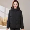Casaco de Penas de Ganso Branco para Mãe Curto de Alta Qualidade Marca Grande Petite Tamanho Plus Espessado Estiloso Outono/Inverno para Mulheres de Meia-Idade e Idosas