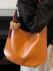 Retro Gran Capacidad Color Sólido Popular 2025 Casual Otoño Nueva Textura Casual Casual Bolso de Hombro Tote Bolso Tote