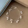 Colección Perla Estrella: Pulsera en Capas de Perla Rosa Nebulosa y Fragmentos Plateados, Estilo de Lujo Ligero de Tres Capas de Gama Alta, Pulsera Suave y Elegante