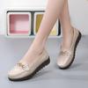 Sapatos de Lã Novos de Primavera Transfronteiriços para Mulheres Tamanho Grande Couro Genuíno Sapatos de Mãe Mocassins de Solado Macio para Mulheres Comércio Exterior Sapatos para Meia-Idade e Idosos
