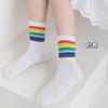 Calcetines de Arcoíris de Primavera y Otoño para Niños Calcetines de Moda de Media Caña para Bebés y Niños Grandes Calcetines de Algodón Estilo Coreano para Niños y Niñas Calcetines Deportivos de Media Caña