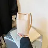 Bolsa Quadrada Pequena de Moda Casual Fresca de Celebridade da Internet para Mulheres 2025 Verão Mini Bolsa de Ombro para Celular Moda Coreana Bolsa Transversal