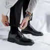 Zapatos de cuero para hombre estilo británico, transpirables y cómodos, formales de negocios, suela blanda, nuevos, casuales, para aumentar la altura, zapatos para boda, novio