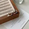 Pendientes de Aro Infinito Mobius Chapados en Oro de 18 Quilates sobre Plata de Ley 925, Cierres de Oreja de Alta Gama, Pendientes de Aro de Estilo Minimalista Sencillo y Elegante