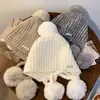 Gorro de Lana Gris Tejido Coreano para Mujer de Invierno Nuevo Multifacético que Muestra la Cara Pequeño Engrosado Circunferencia de la Cabeza Cálido Gorro con Protección para las Orejas