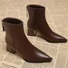 Botines de Diseño Nicho para Mujer 2026 Cremallera Trasera Botines Adelgazantes Estilo Socialité Adelgazantes Botas de Tacón Alto Nude