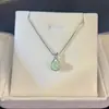 Nuevo Collar de Bolsa de la Suerte Estilo Lujo Ligero Imitación de Jade Hetian para Mujer, Moderno, Sencillo, de Gama Alta, Diseño de Nicho, Versátil