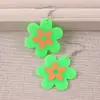 Pendientes de Primavera y Verano Pendientes de Flor Fresca de Acrílico Color de Contraste Simple Seis Pétalos Pendientes de Estilo Casual Accesorios para Orejas para Mujeres