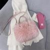 Japonês e coreano saco de tote gradiente de cor imitação de lã bronzeada nicho design crossbody portátil Plush Bag doce imitação de couro bolsa de palha