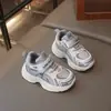 Zapatos para Niños 2026 Primavera/Otoño Malla Transpirables Cómodos Zapatos de Papá para Niñas Pequeñas Ligeros Cómodos Zapatos Deportivos para Correr