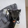 Bolsa de Corrente Texturizada Minimalista para Mulheres 2026 Nova Bolsa Transversal de Nicho Moda para o Dia a Dia Bolsa de Ombro Transfronteiriça