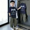 Camiseta Infantil 100% Algodão 2026 Nova Verão Estilosa Manga Curta Fina para Crianças Pequenas Roupas de Verão