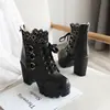 Botas Martin de Salto Alto Novas Outono e Inverno 2022 Botas Curtas Femininas Botas Femininas Botas Curtas Salto Grosso Plataforma Versátil Sapatos Femininos