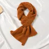 Bufanda Pequeña Hueca para Mujer Otoño e Invierno Protección del Cuello Estilo Coreano ins Cálida Tejida Versátil para Parejas Bufanda Corta Versátil