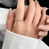 Anillo de trébol de cuatro hojas de alta gama, chapado en oro V grueso de 18 quilates, con una hilera de pequeñas cuentas redondas, moderno y único, disponible para ventas por transmisión en vivo