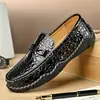 Sapatos Masculinos de Couro com Textura de Crocodilo Loafers Business Casual Solado Macio Couro Genuíno Slip-ons Sapatos Preguiçosos Loafers para Dirigir