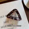 Presilha de Cabelo Triângulo Geométrico Exquisita e Única para Mulheres, Presilha de Cabelo Pequena Meia Pinça para a Parte de Trás da Cabeça, Pinça de Garra Média Personalizada