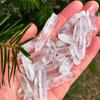 Columna de cristal de una sola punta con baño multicolor de cristal blanco natural, piedra semiacabada, fabricantes de Donghai, suministro al por mayor