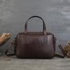 Estilo Superior Diseño Vintage Sentido Bolso de Bolos para Mujer Cuero de Vaca Capa Superior Bolso Cuadrado Pequeño Bolso de Mano Simple para Viajes en Stock