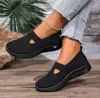 Zapatos de Tela para Mujer Oem Personalizados para Otoño, Zapatos de Tela Transpirables de Suela Suave sin Cordones para Madres de Mediana Edad y Mayores, Zapatos de Tela para Mujer de Talla Grande Transfronterizos