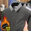 Suéter Cálido Engrosado de Felpa de Cordero para Hombre Otoño/Invierno 2026, Camisa Base Casual de Rayas con Cuello, Aspecto de Dos Piezas