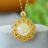 Cadena auto-nacida de jade blanco Hetian natural con incrustaciones antiguas Colgante de cisne de moda Collar de estilo simple para mujer Cadena de clavícula