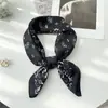 Lenço Quadrado de Seda Retrô Coreano com Estampa Paisley e Toque de Luxo, Combinado com uma Camisa, Lenço Quadrado Versátil para Cintura, Xale, Protetor de Pescoço