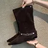 Nuevas Botas Vaqueras de Media Caña para Mujer Estilo Coreano 2026 Otoño/Invierno, Puntiagudas de Cuadrado Pequeño, Versátiles con Hebilla de Cinturón, Tacón Bajo Adelgazantes