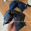 Grampo de Garra para Rabo de Cavalo com Laço de Cetim de Alta Qualidade Estilo Francês com um Toque de Sofisticação, Novo Grampo Superior para o Topo da Cabeça Grampo Tubarão Acessório de Cabelo