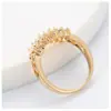 Pulsera Cruzada Incrustada con Circonita Deseo Clásico Europeo y Americano Lujo Moderno Joyería Hueca Venta Directa de Fábrica de Anillos de Cobre