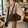 Bolsa de mão retrô Melard para mulheres, novo estilo 2026, bolsa de ombro tipo nuvem plissada super popular, bolsa tote de ombro de alta qualidade