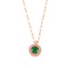 Collar con colgante de piedra redonda de cristal esmeralda vintage romana de oro rosa europeo y americano para mujer, cadena de clavícula de acero de titanio de lujo ligero y retro