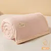 Manta de terciopelo de leche invierno terciopelo coral dormitorio estudiantil manta pequeña oficina siesta sofá cubierta de manta para cama