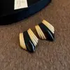 Pendientes Ovalados Geométricos Incrustados con Diamantes Vintage y Collar, Cadena para Clavícula de Lujo Ligero de Nicho, Juego de Joyería Retro