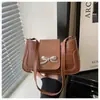 Novo Estilo Laço Moda Design Simples Casual Retrô Cor Sólida 2026 Verão Ombro Único Axila Pequena Bolsa Quadrada para Mulheres