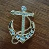 Broche Fivela de Lenço Broche Estilo Coreano Cravejado de Pérolas e Strass Acessório de Casaco de Ponta Pin Acessórios Atacado
