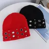Fábrica de origem transfronteiriça gorro de tricô com formato exclusivo decorado com strass para mulheres, outono e inverno, luxo leve, com punho, forrado de fleece, quente